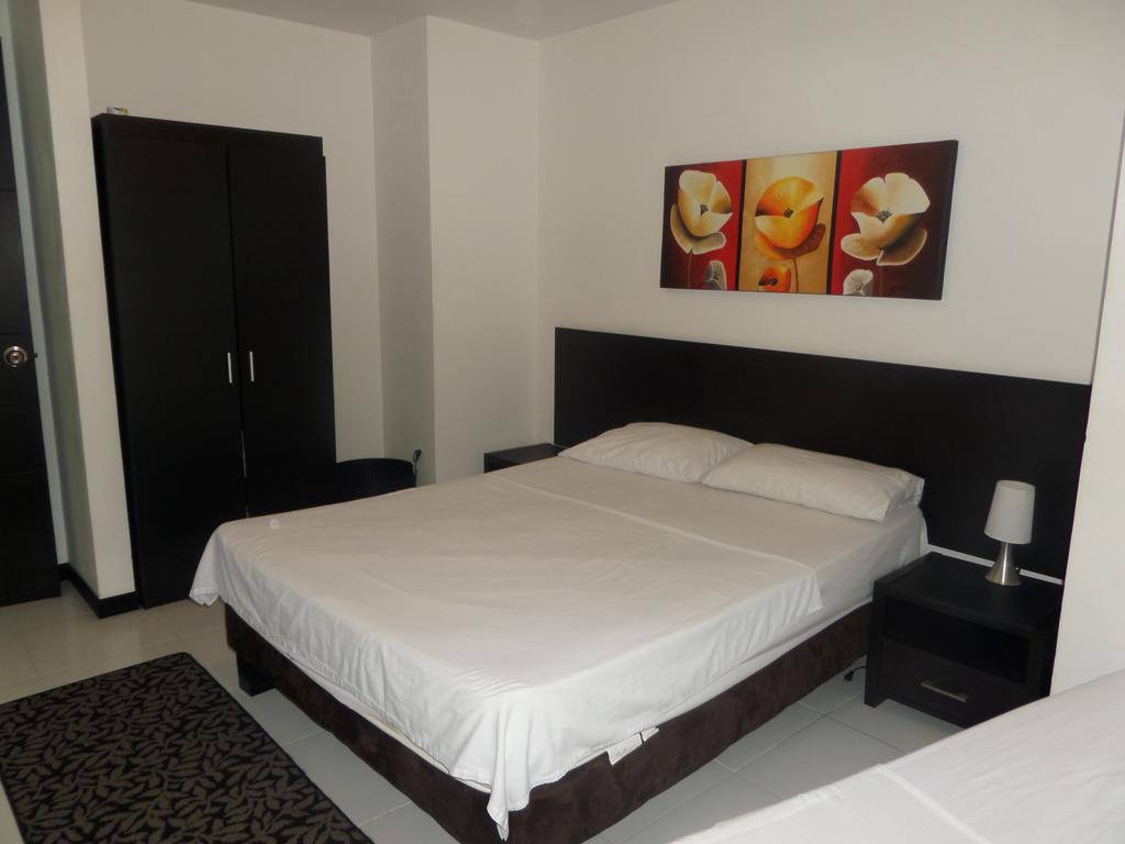Apartasuites San Marcos Cali Δωμάτιο φωτογραφία