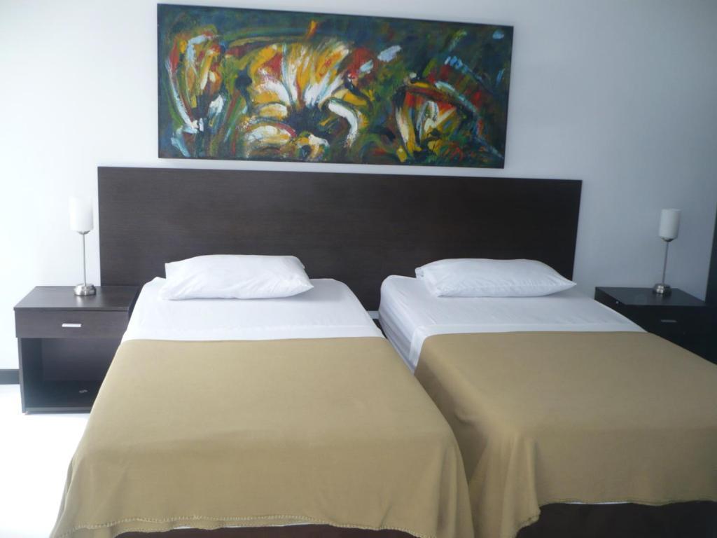Apartasuites San Marcos Cali Δωμάτιο φωτογραφία